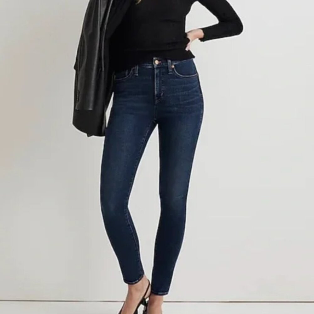 Madewell High Rise Skinny Jeans in Dark Navy